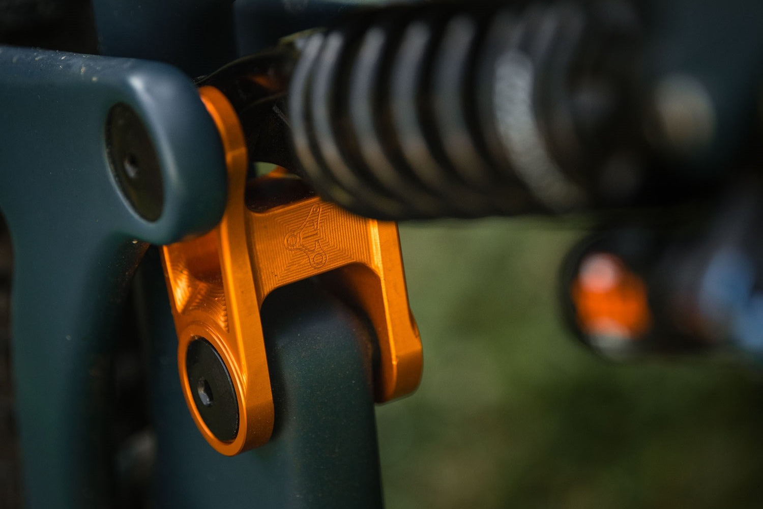Yeti Linkages